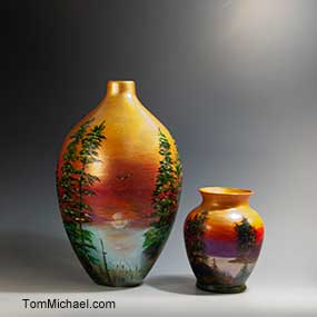 Hand painted art glass vases, hand-painted art glass vases 