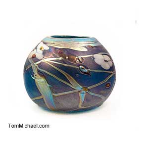 Decorative Art Glass Vases | Modern Art Glass | Iridescent Art Glass  for sale at TomMichael.com