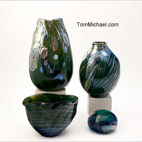 contemporary art glass, decorated art glass, hand-blown glass art by Tom Michael