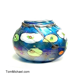 Decorative Art Glass Vases | Modern Art Glass | Iridescent Art Glass  for sale at TomMichael.com